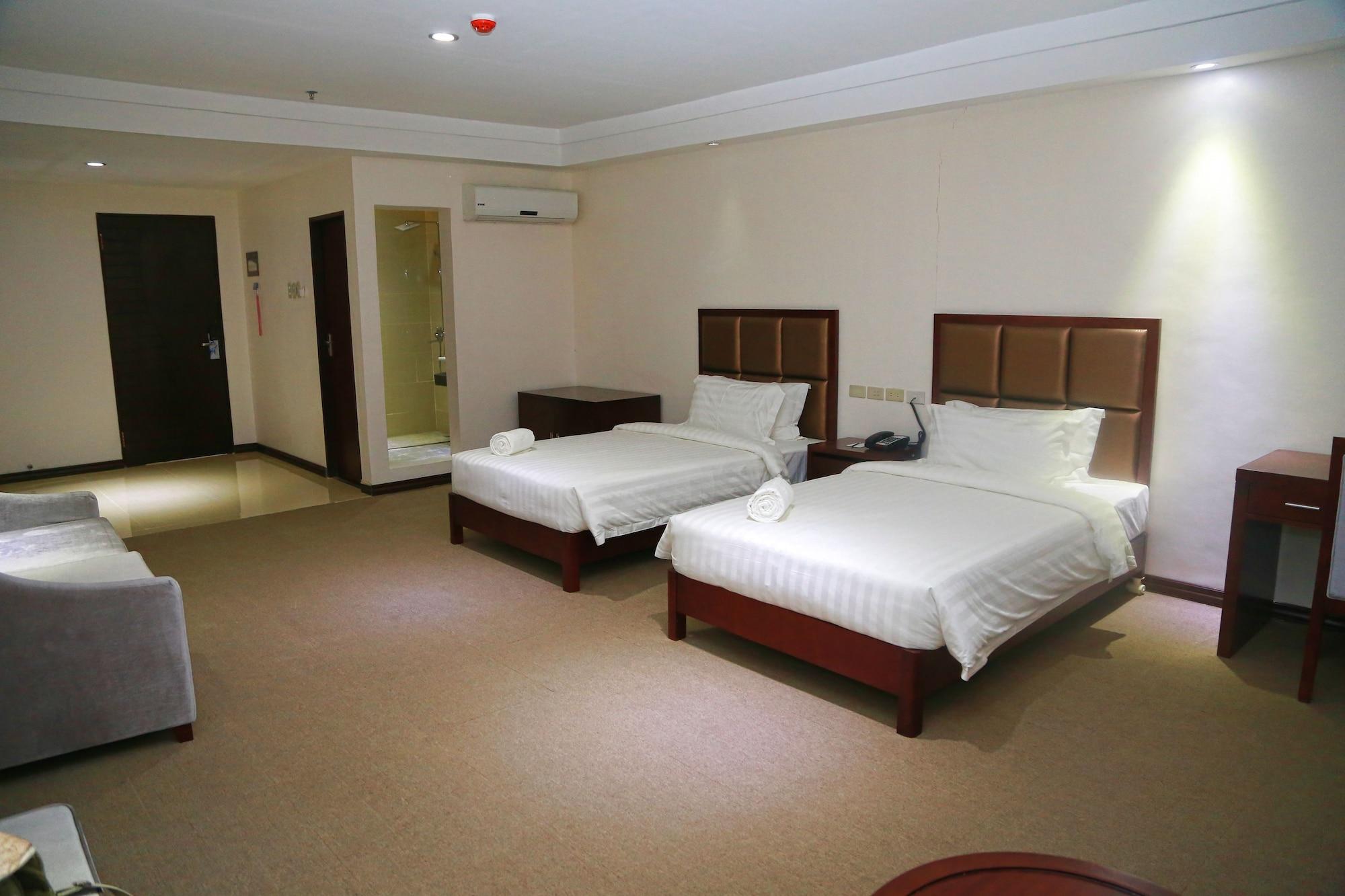 Big Hotel Cebu Exterior foto