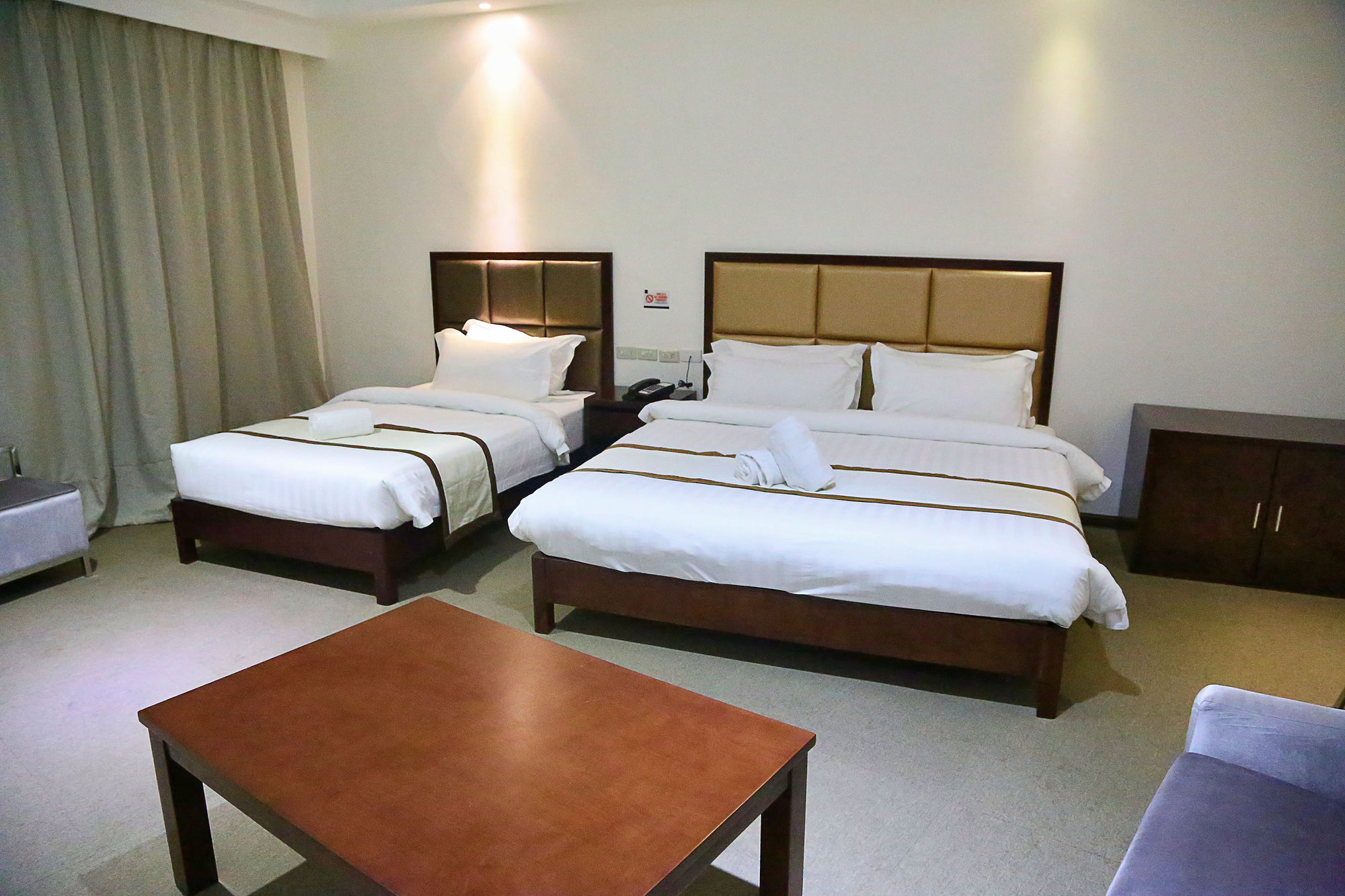 Big Hotel Cebu Exterior foto